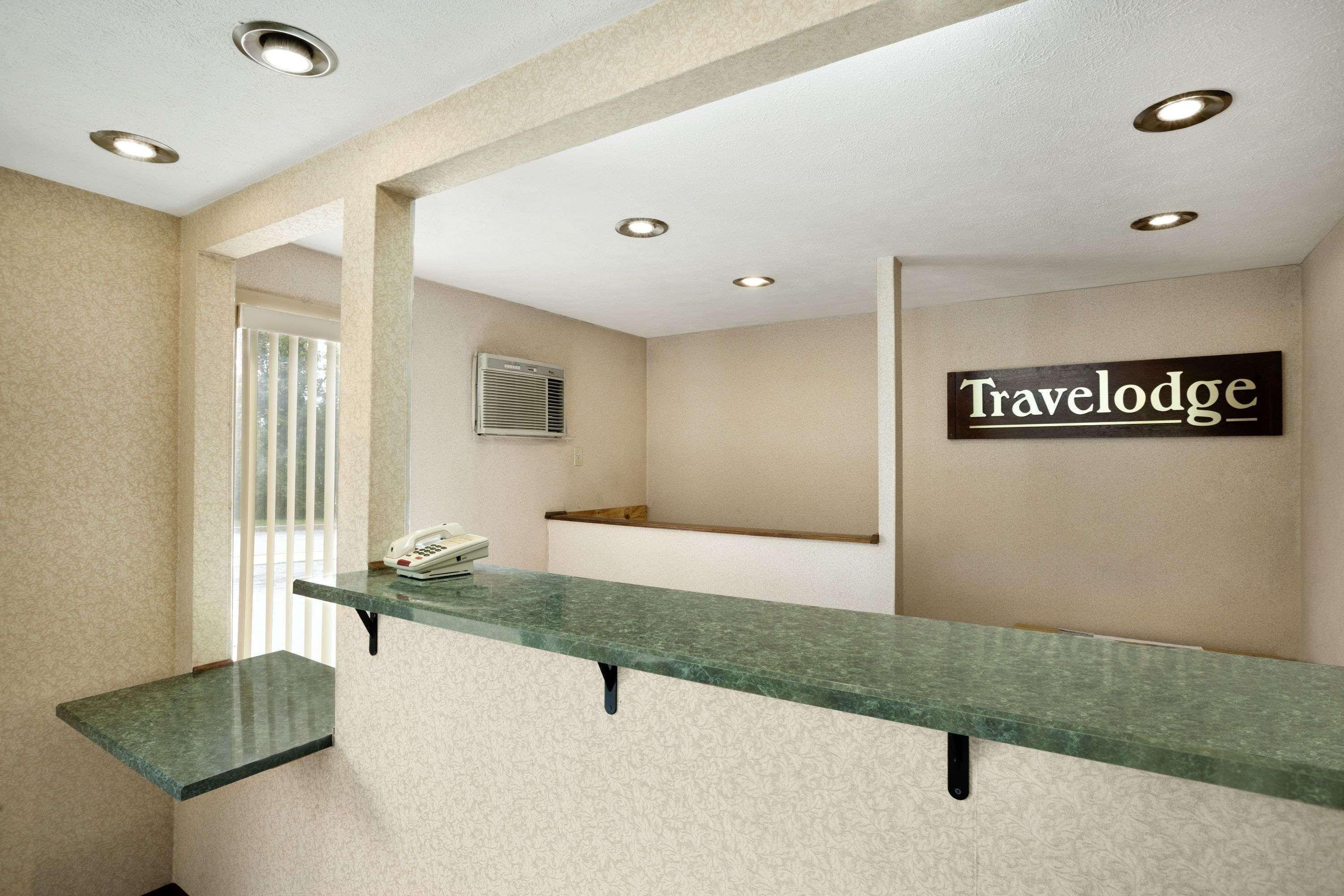 Travelodge By Wyndham La Porte/Michigan City Area Exterior foto